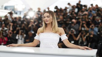 Margot Robbie  Pictures For Wallpaper